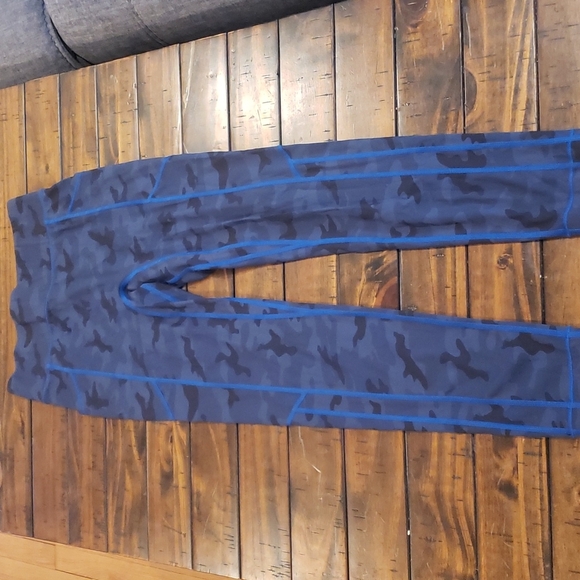 All access center stage pocket leggings - Picture 3 of 8